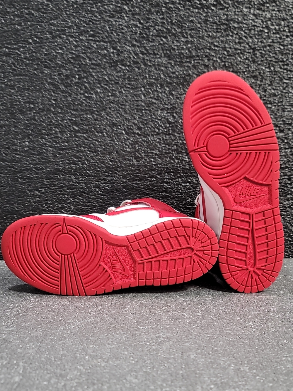 Nike Dunk High "University Red" Wmns 6 Great Condition, Ships Today - Picture 12 of 15